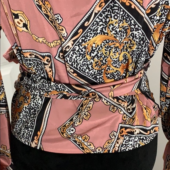 Wrap around blouse NWOT - Picture 7 of 8